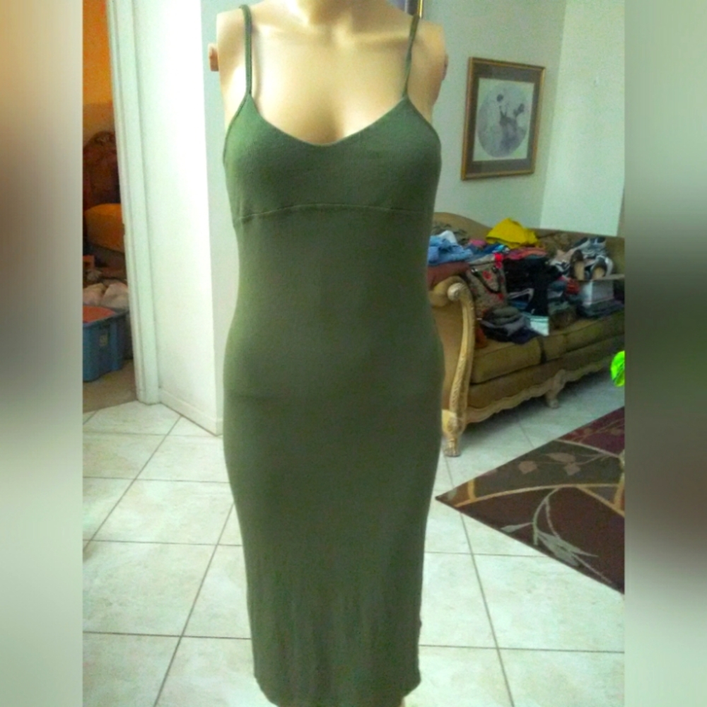 BNWOT FITTED DRESS FOREST GREEN BY ASOS SZ. 6 RIBBED SIMPLE CUTE